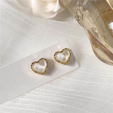 Heart earrings with crystal