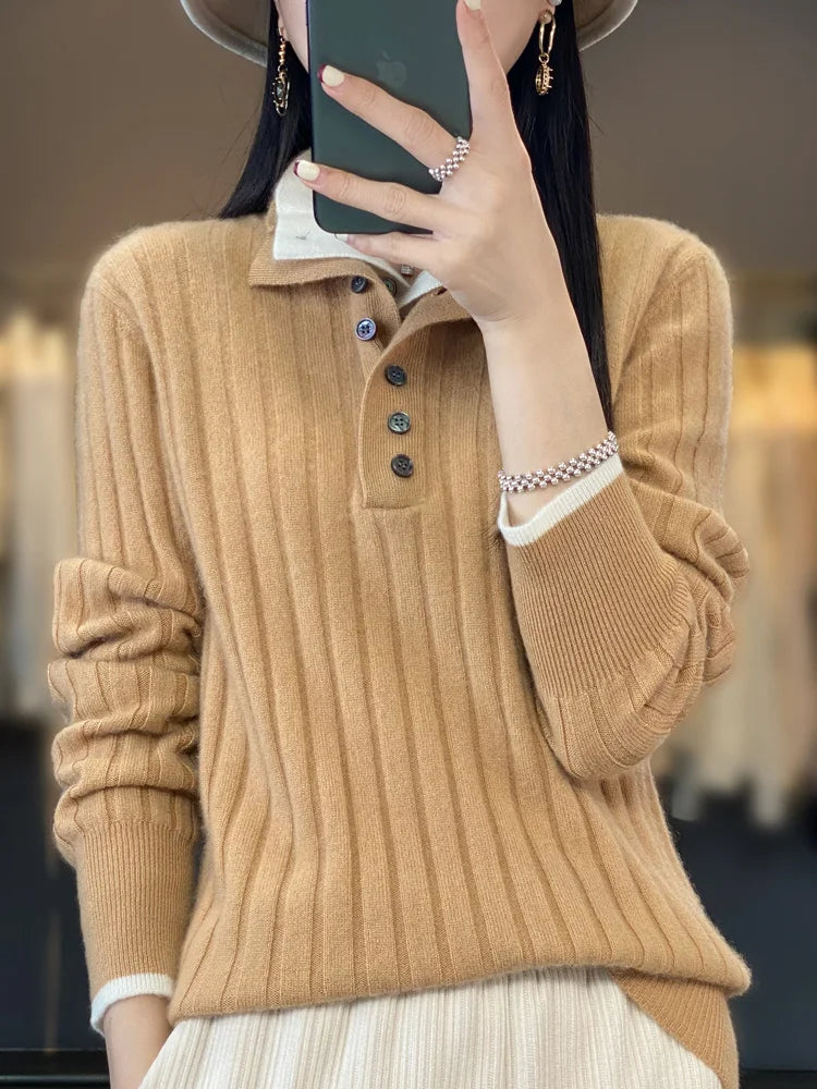 Ribbed polo sweater with contrast collar for women