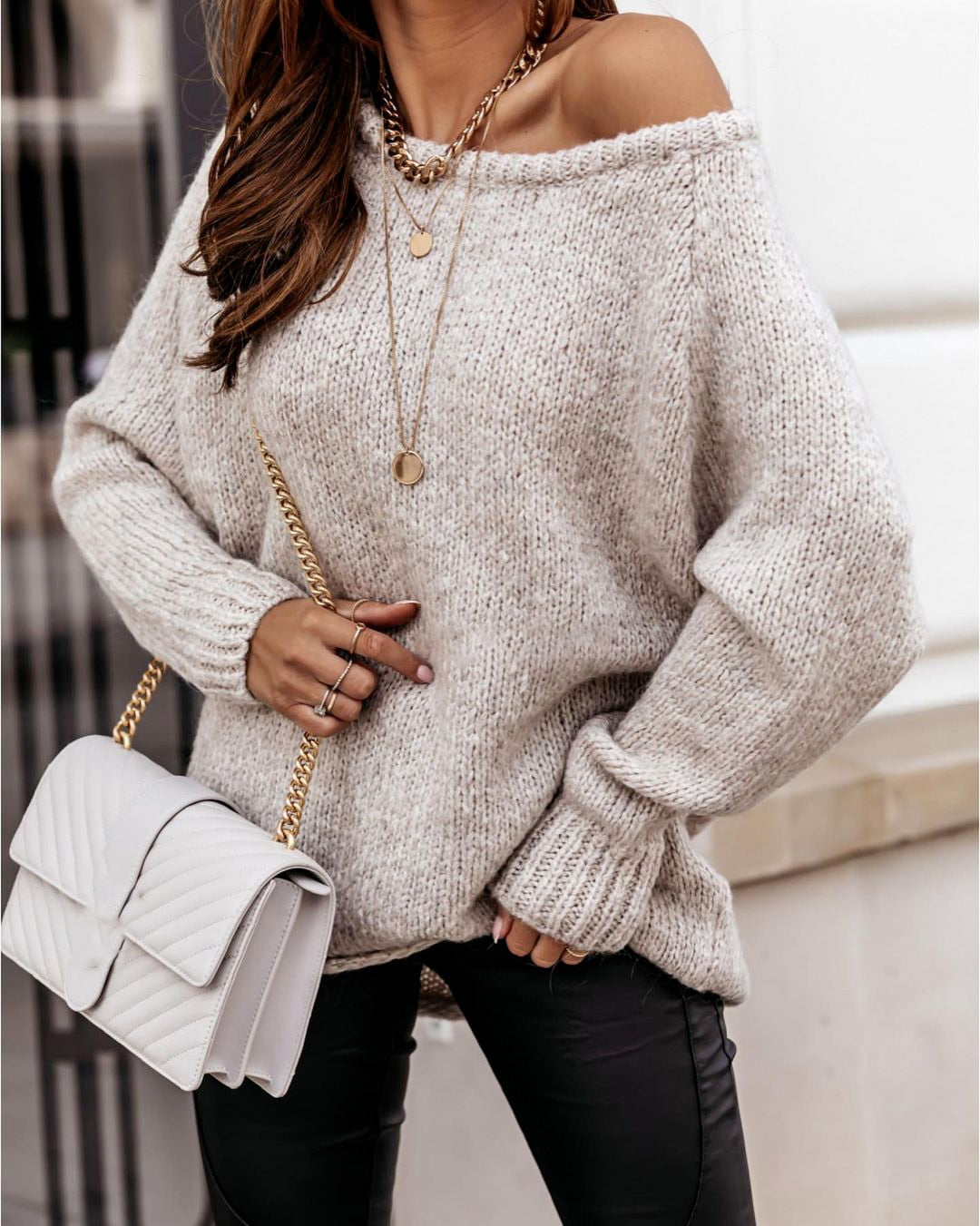 Women's knitted oversized sweater