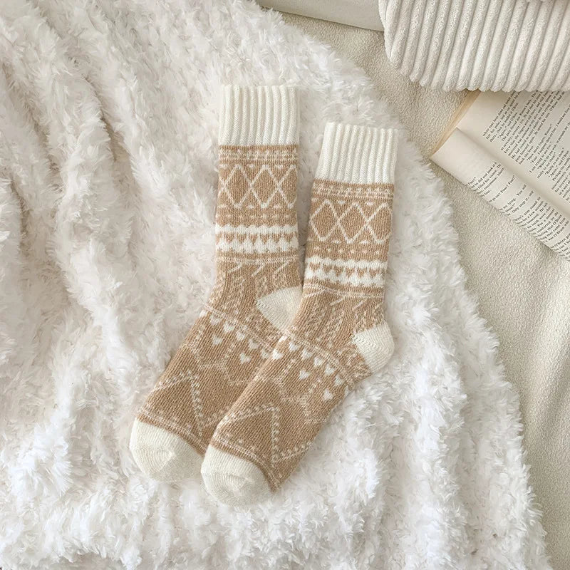Olivia Crew Fit Socks | Fair Isle Pattern Mid-Calf Socks
