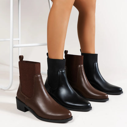 Women's Chelsea boots with chunky heel and pointed toe
