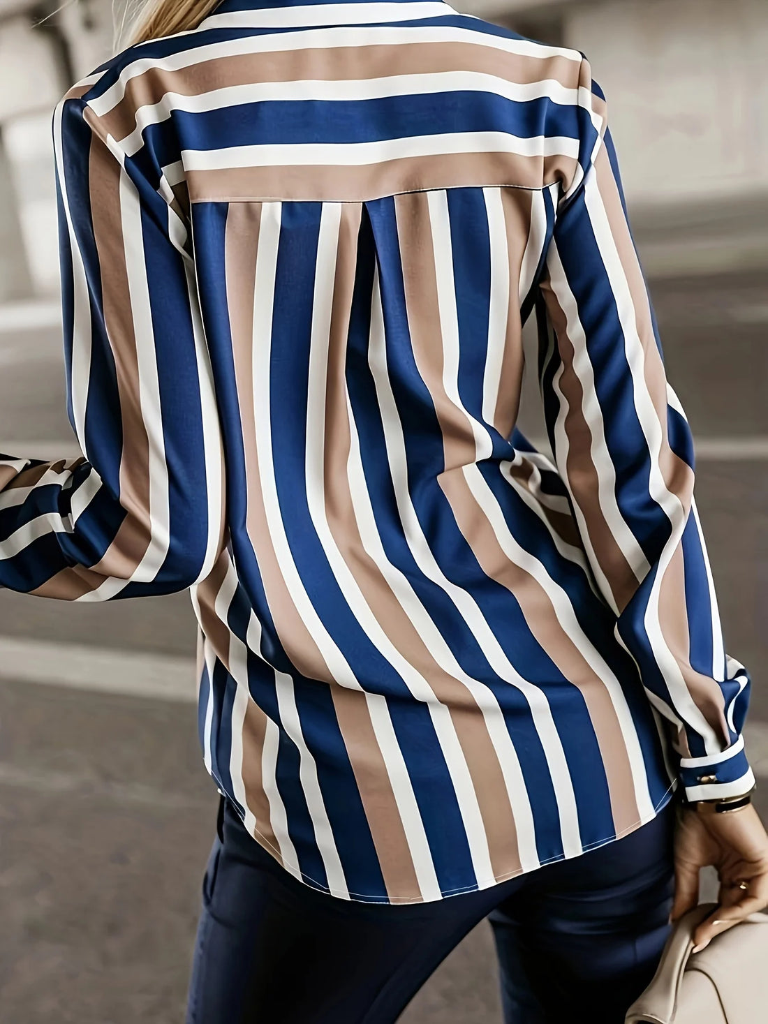 Elegant long sleeve stripe v-neck shirt for women