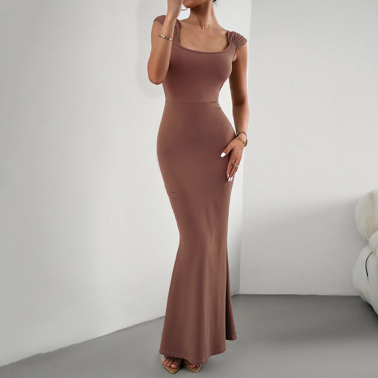 Women’s Maxi Dress – Bodycon Fit – Stretch Fabric – Square Neck – Cap Sleeves – Formal Wear