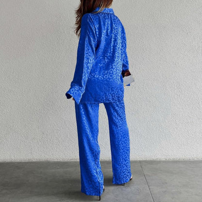 Women’s Jumpsuit - Long Sleeve Relaxed Fit - Cinched Waist - Textured Elegant Design