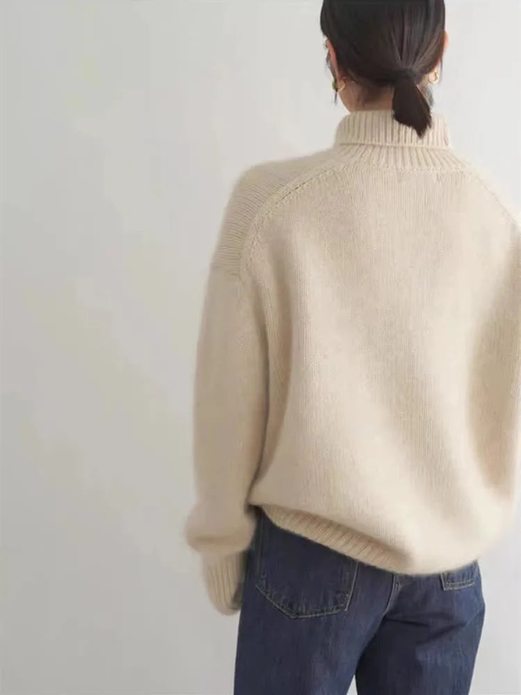 Women’s Turtleneck Sweater - Knitted Wool Blend - Relaxed Fit - Long Sleeve Ribbed Cuffs