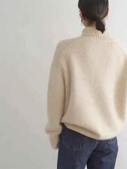 Women’s Turtleneck Sweater - Knitted Wool Blend - Relaxed Fit - Long Sleeve Ribbed Cuffs