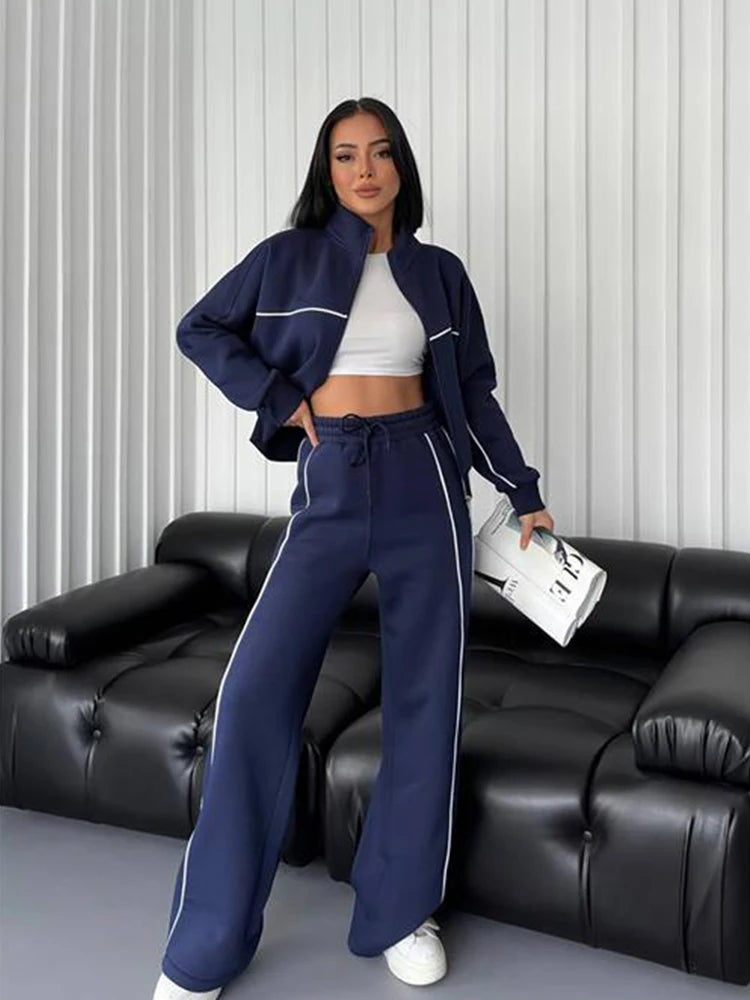 Women's winter zip turtleneck hoodie & lace-up sweatpants set
