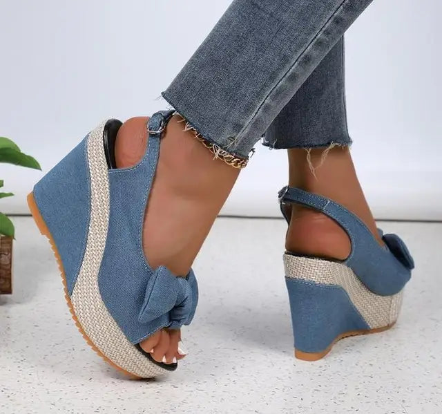 Alliane - Summer Sandals with ankle buckle