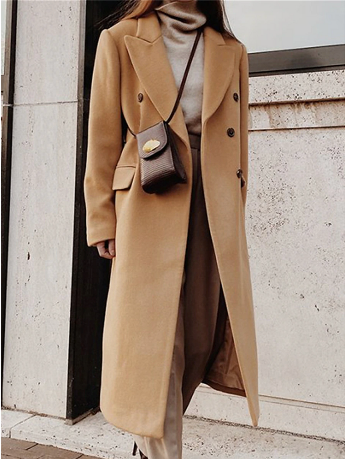 Long trench coat for women with button closure