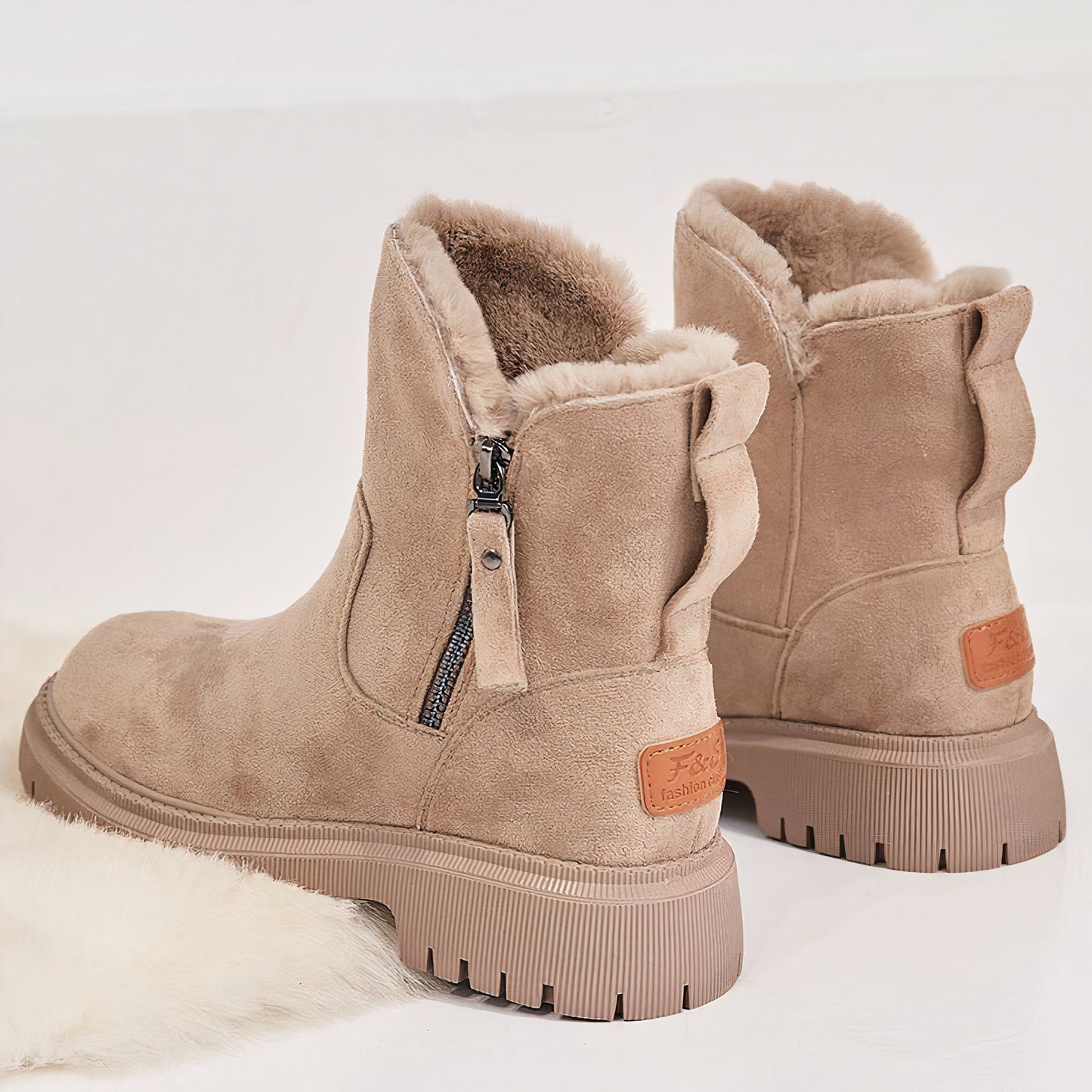 Women's mid-calf snow boots with fur lining