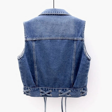 Women's short slim denim vest with pleated design and large pockets