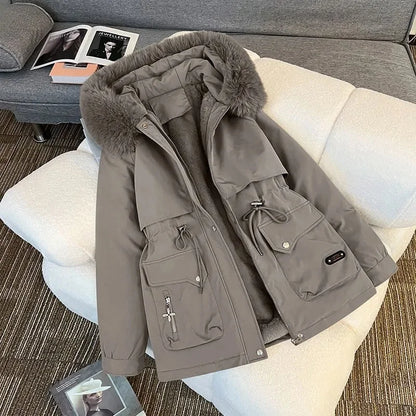 Women's thick warm hooded winter parka with snow padding