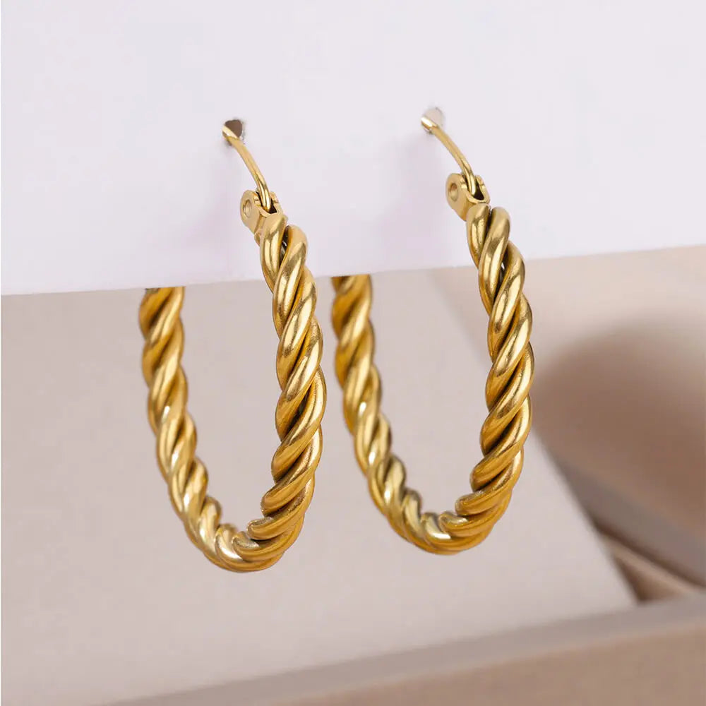 Salve - twisted circle earrings