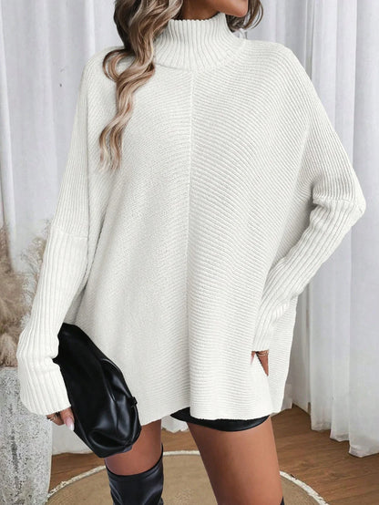Women’s Sweater - Oversized Relaxed Fit - Turtleneck Collar - Ribbed Knit - Tunic Length