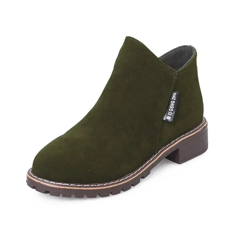 Women’s versatile ankle boots