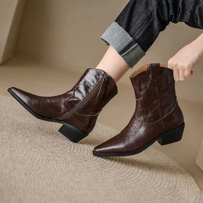 Western-style pointed-toe ankle boots for women