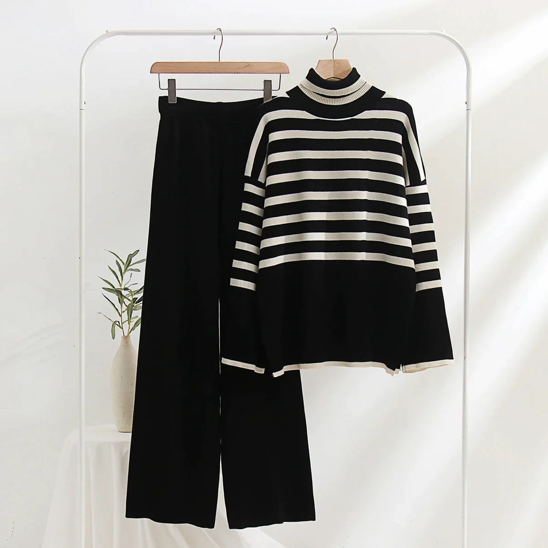 Winter stripe sweater set for women