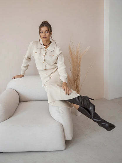 Women's elegant knit blazer and skirt set with pockets