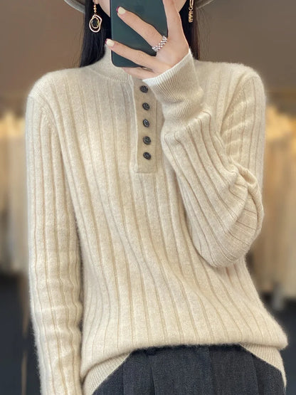 Ribbed polo sweater with contrast collar for women