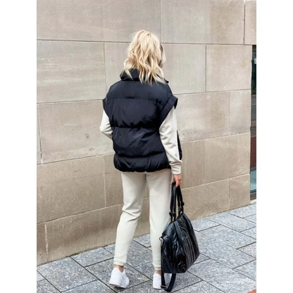 Women’s Quilted Vest – Relaxed Fit – Insulated Padding – Zip Front – High Collar