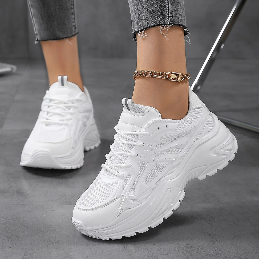 Women's chunky mesh sneakers breathable elevator design trainers