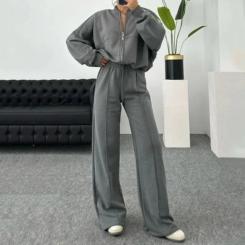 Women's vintage tracksuit with zipper coat and lace up pants set