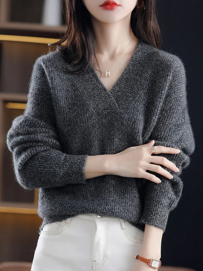 Women's v-neck pullover sweater bottoming shirt