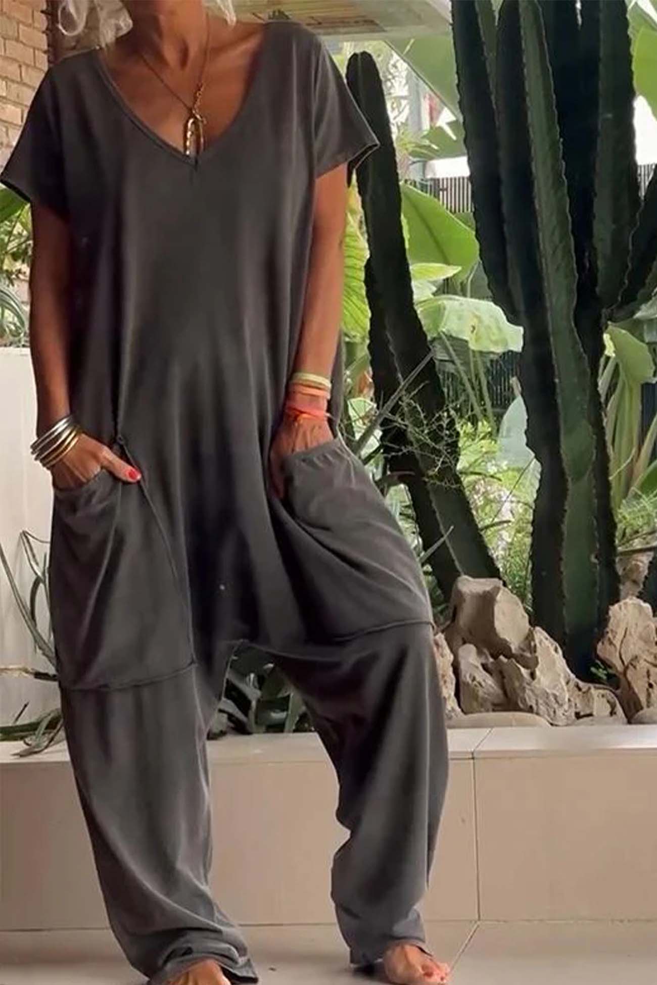 Women's short sleeve v neck pocket jumpsuit
