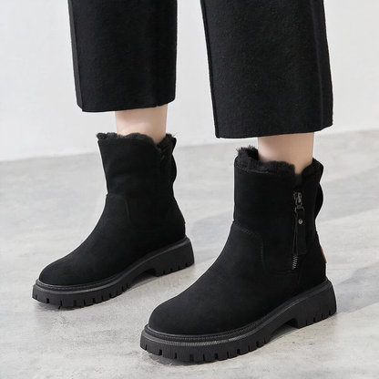 Women's mid-calf snow boots with fur lining
