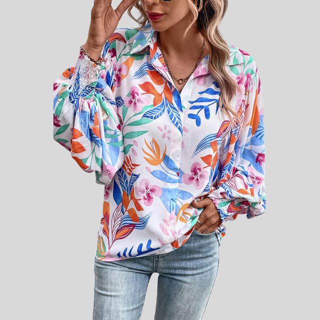 Aira - Flowing Blouse With Floral Print