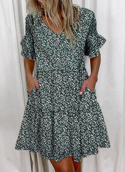 Women's Casual Dress - V-Neck - Short Ruffle Sleeve - Tiered Loose Fit - With Pockets