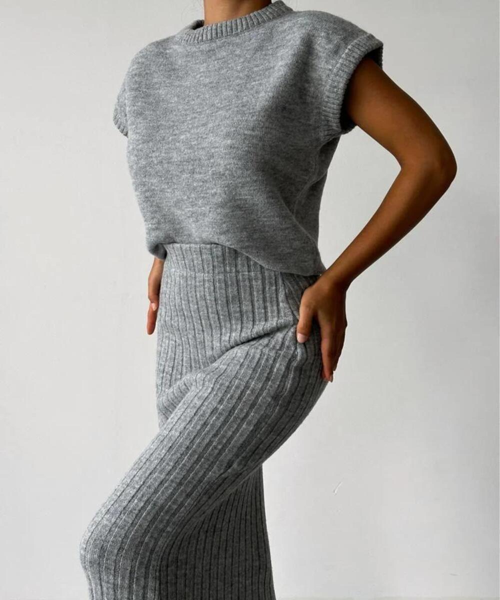Nthanda -  stylish ribbed sleeveless pullover and skirt set