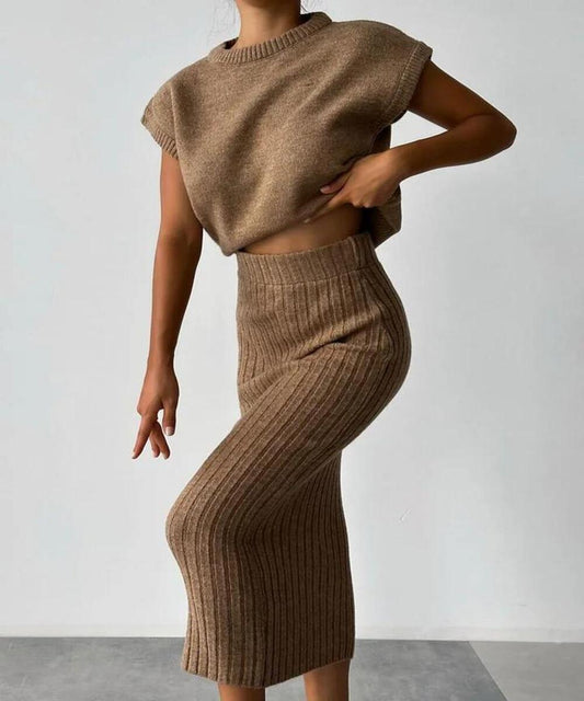 Ribbed Sleeveless Pullover And Skirt Set