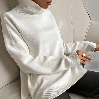 Fashionable turtleneck jumper with side slits for women