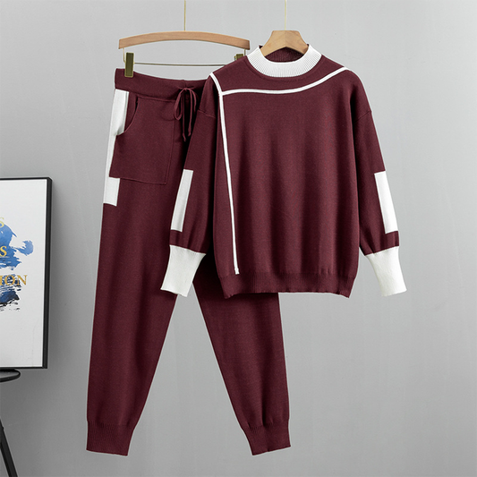 Casual Round Neck Top and Cropped Pants Set