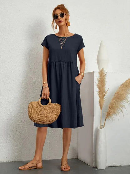 Women's Casual Dress - Knee Length - Relaxed Fit - Short Sleeve Lightweight Fabric
