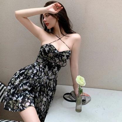 Women's Floral Print Dress - Sweetheart Neckline - Spaghetti Straps - Flared Skirt