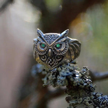 Emerald owl ring