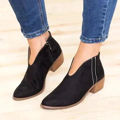 Women's v-cut pointed toe zip-up boots