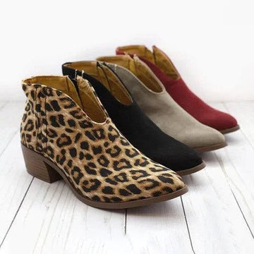 Women's v-cut pointed toe zip-up boots