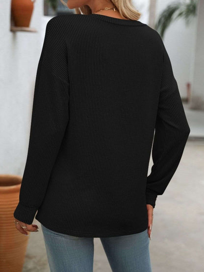 Women's V-Neck Sweater - Textured Knit - Long Sleeve - Relaxed Fit - Chest Pocket
