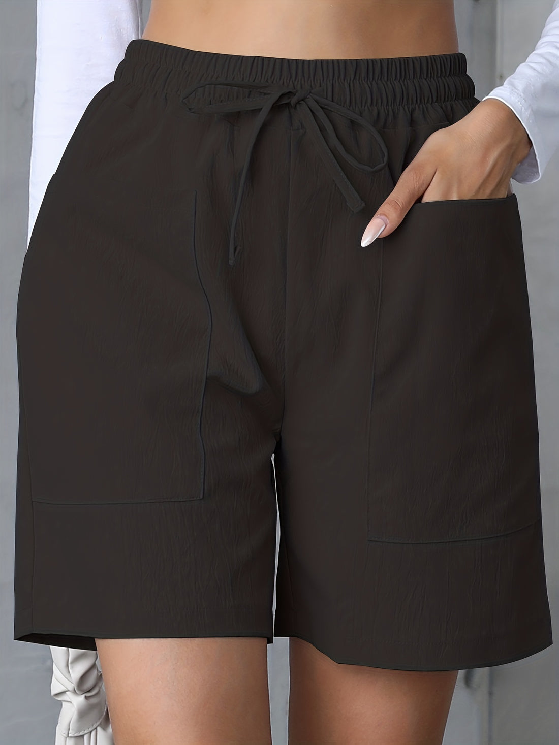 Drawstring elastic waist shorts with side pockets for women