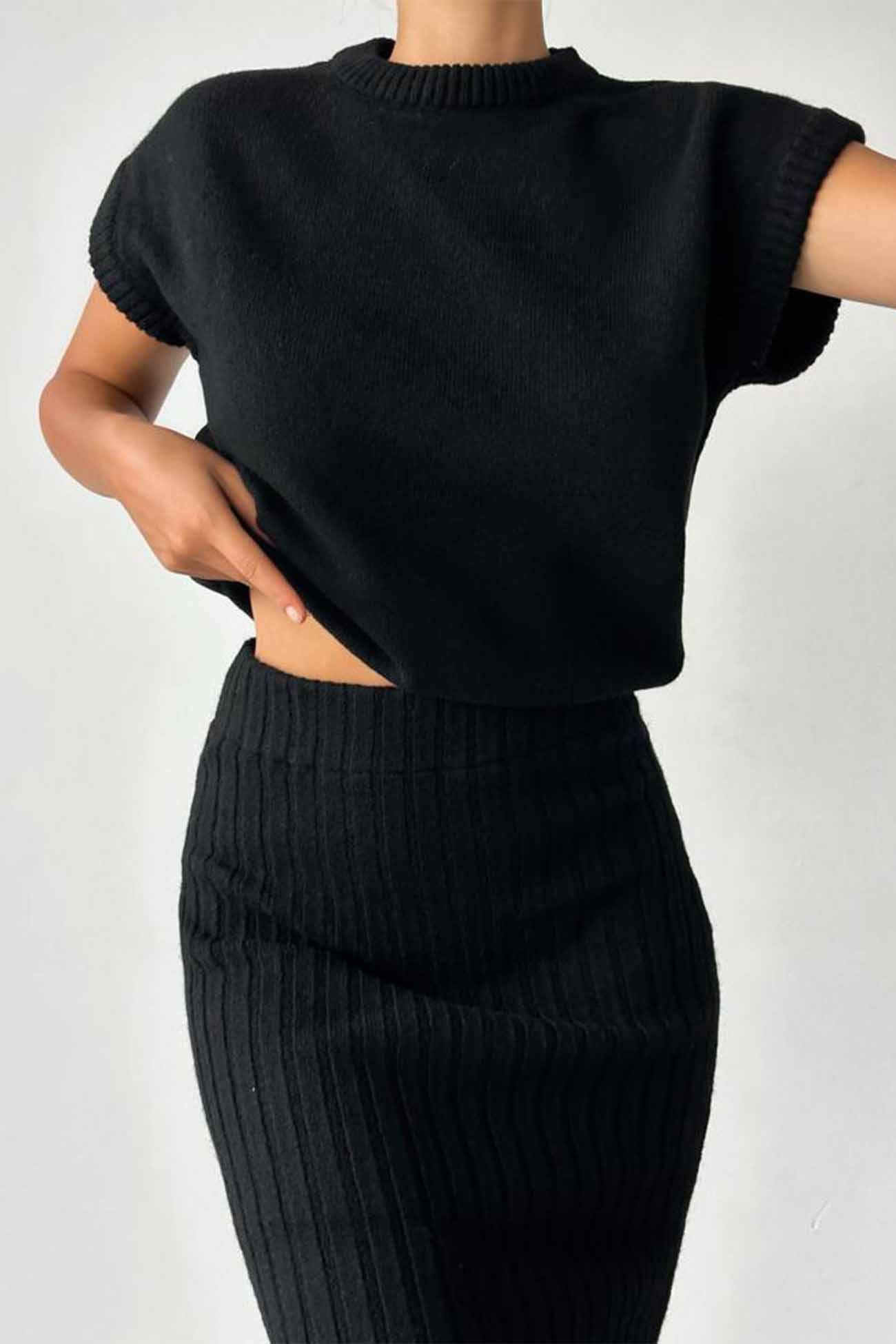 Gochee - mock neck sleeveless knitted two-piece dress set