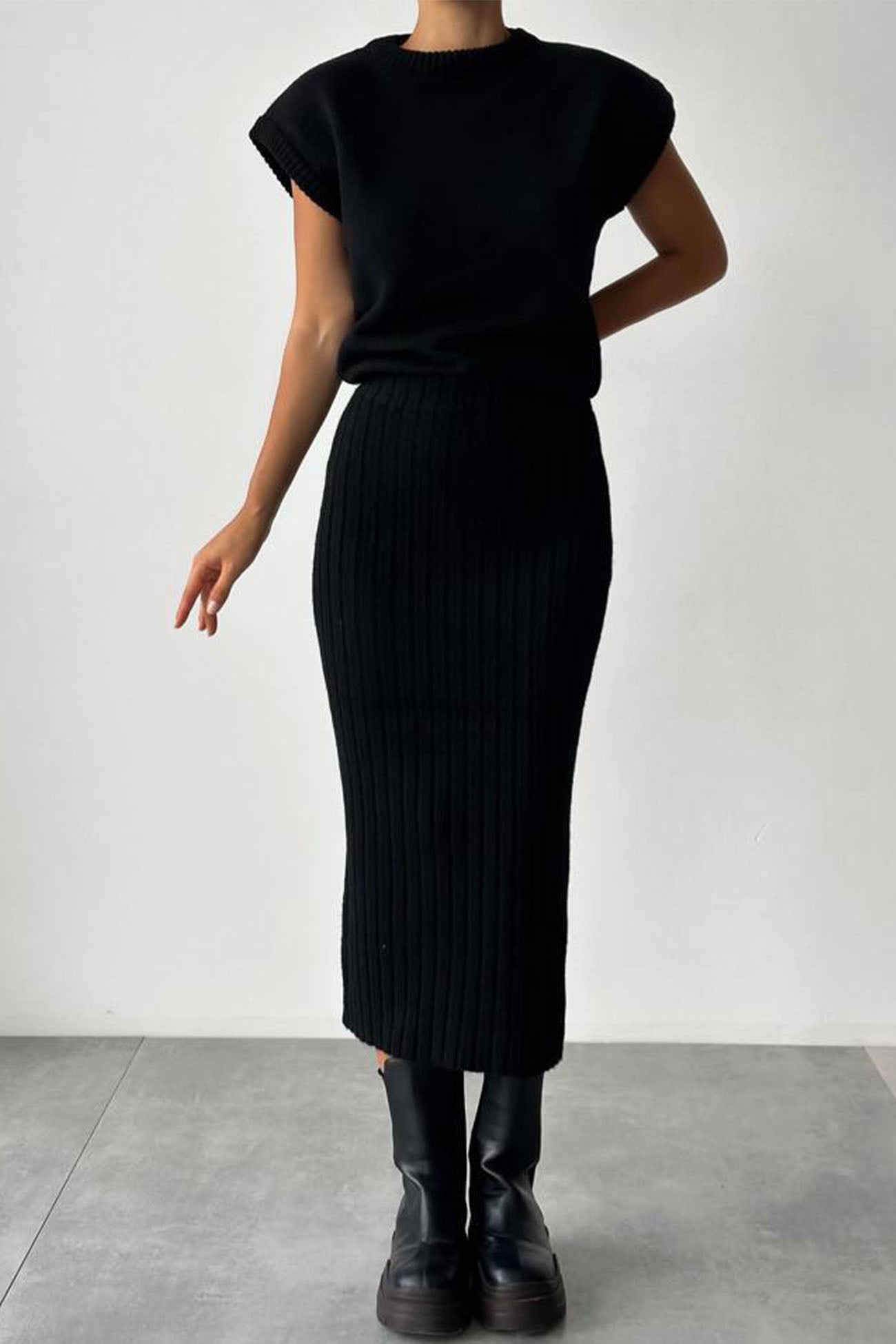 Gochee - mock neck sleeveless knitted two-piece dress set