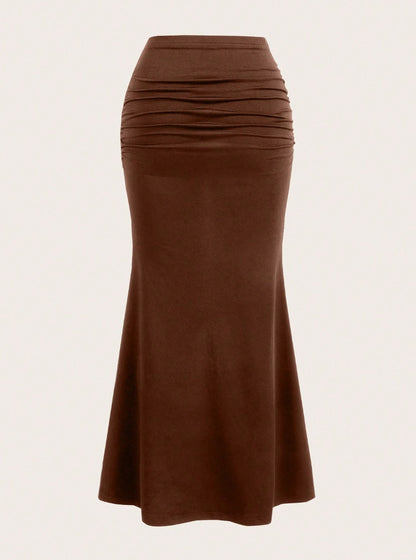 High-waisted ruched midi skirt with flared hem for women