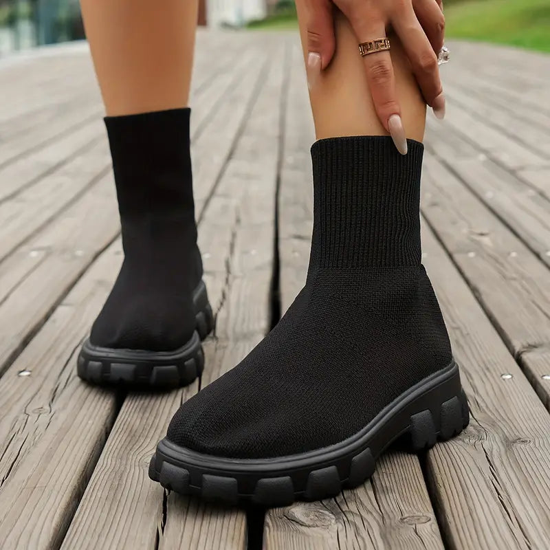 Women's winter boots with wedge sole