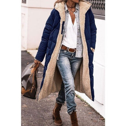 Women's long, comfortable coat