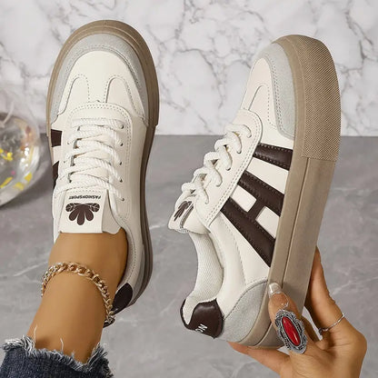 Women's Casual Sneakers - Low-Top Lightweight - Platform Sole - Lace-Up Comfortable