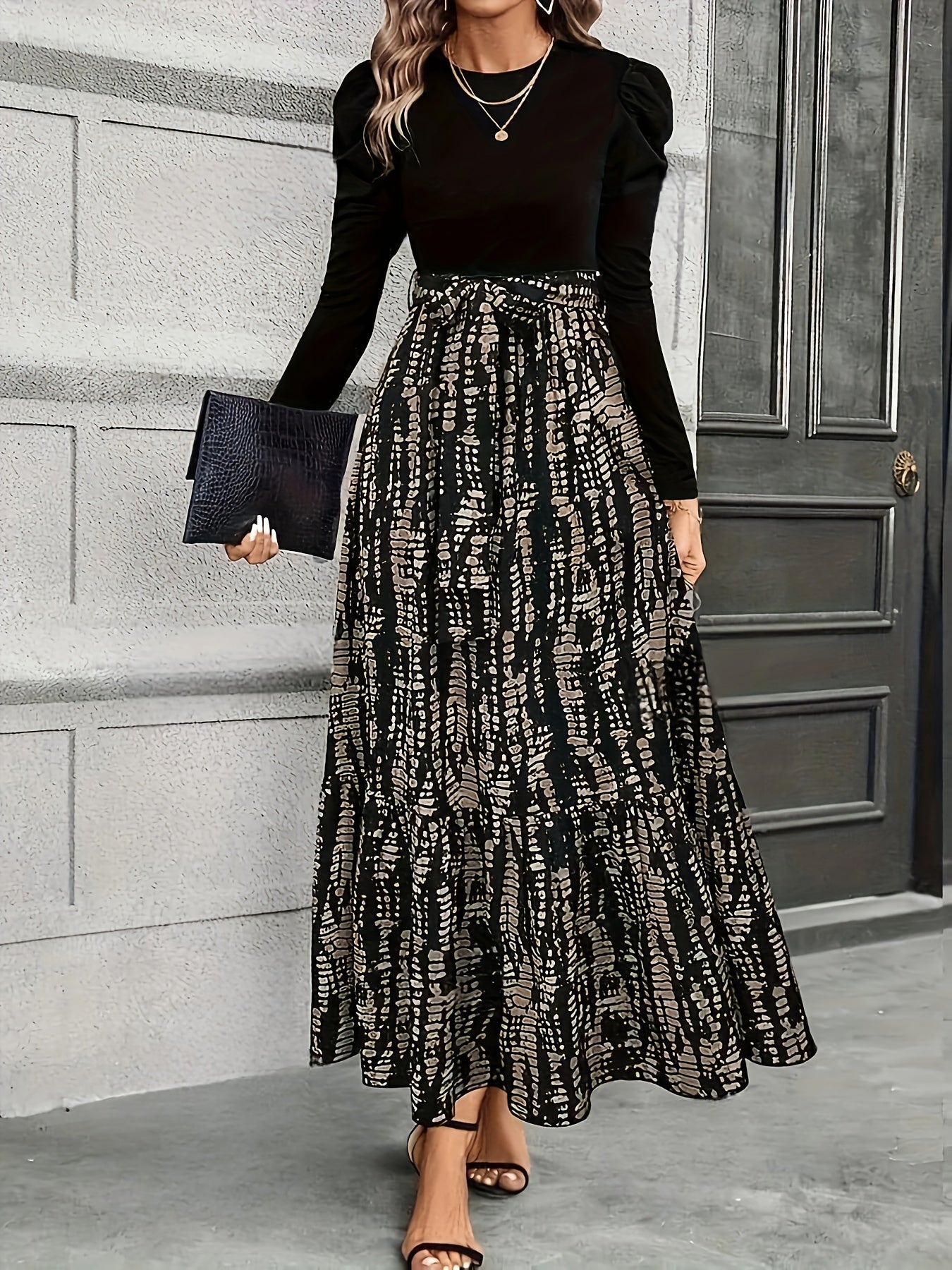 Women's Maxi Dress - Fitted Bodice - Long Sleeve Puff Shoulder - Flowing Skirt