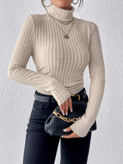 Ribbed turtleneck long-sleeve top with fitted silhouette for women
